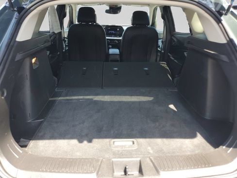Used 2025 Chevrolet Trax LT FWD image 30