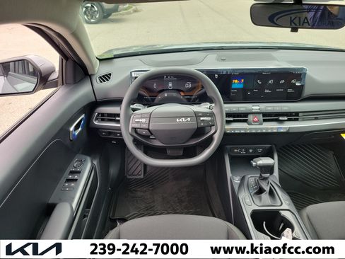 New 2026 Kia K4 FWD image 15