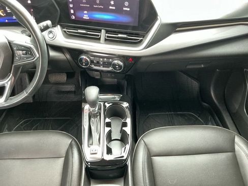 Used 2024 Chevrolet Trax ACTIV w/ Driver Confidence Package FWD image 20