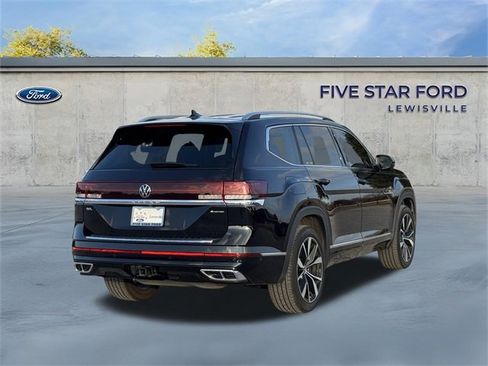 Used 2025 Volkswagen Atlas SEL Premium R-Line image 5