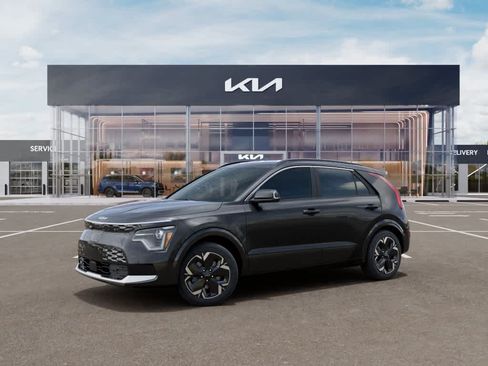 New 2026 Kia Niro Wind FWD image 3