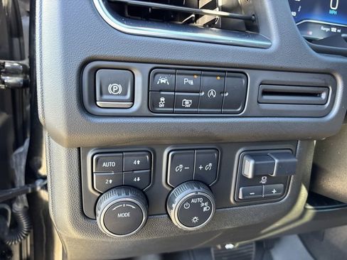 Used 2024 Chevrolet Tahoe RST w/ Luxury Package image 28