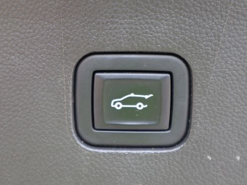 Used 2022 Buick Enclave Premium w/ Experience Buick Package image 44