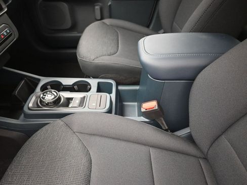 New 2025 Ford Maverick XL image 21