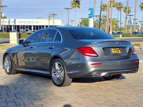 Used 2019 Mercedes-Benz E 300 image 3