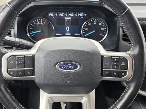 Used 2023 Ford Expedition XLT AWD/4WD image 19