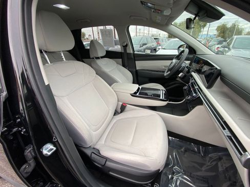 Used 2025 Hyundai Tucson Blue image 27