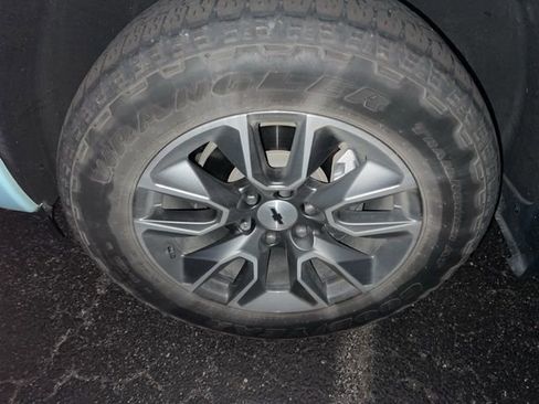 Used 2023 Chevrolet Silverado 1500 RST image 17