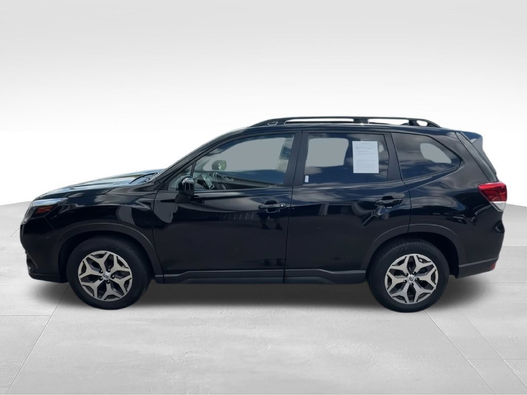 Used 2024 Subaru Forester Premium AWD/4WD image 5