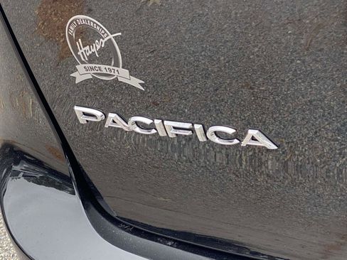 New 2026 Chrysler Pacifica Select image 26