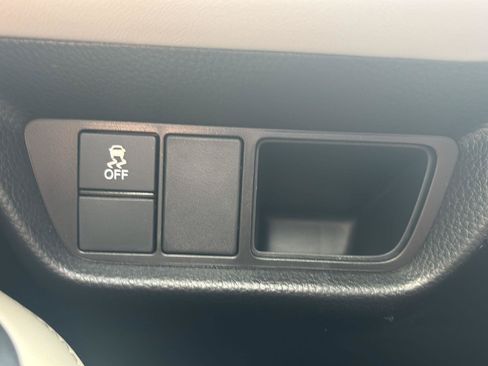Certified 2025 Honda HR-V EX-L image 11
