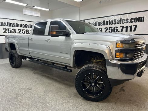 Used 2015 Chevrolet Silverado 3500 LT image 1