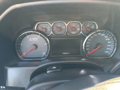 Used 2017 Chevrolet Silverado 2500 LT w/ Z71 Package, Off-Road image 21