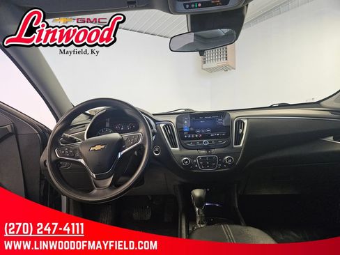 Used 2023 Chevrolet Malibu LT FWD image 13