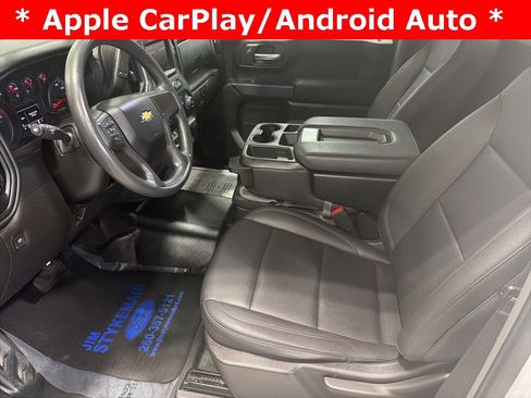 Used 2024 Chevrolet Silverado 2500 W/T image 2