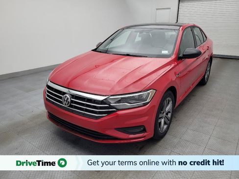 Used 2019 Volkswagen Jetta R-Line image 1