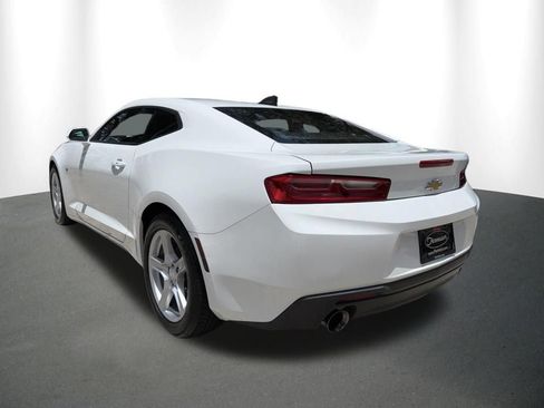 Used 2016 Chevrolet Camaro LT RWD image 26