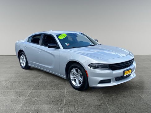 Used 2023 Dodge Charger SXT RWD image 7