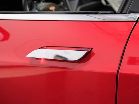 Used 2018 Tesla Model S P100D image 40