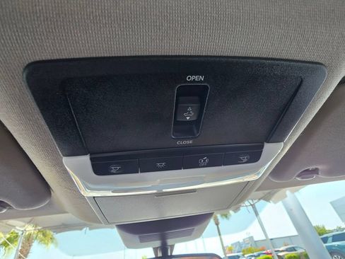Used 2024 Nissan Sentra SV w/ SV Premium Package FWD image 23