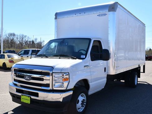 New 2027 Ford E-450 and Econoline 450 Super Duty w/ Power Equipment Group image 2