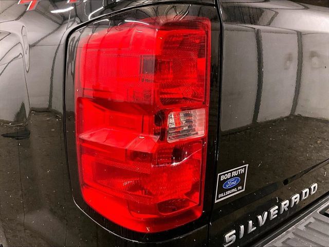 Used 2018 Chevrolet Silverado 1500 LT AWD/4WD image 29