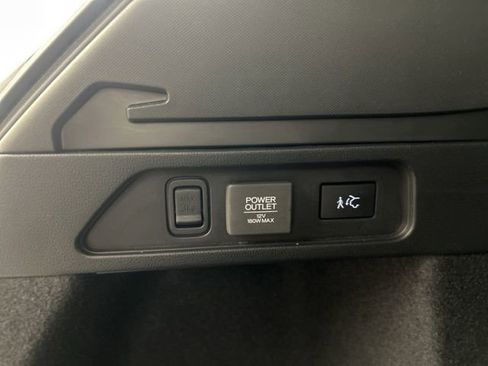 Used 2025 Acura MDX A-Spec image 34