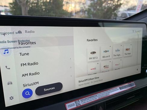 New 2026 Toyota Prius Plug-In Hybrid FWD image 24