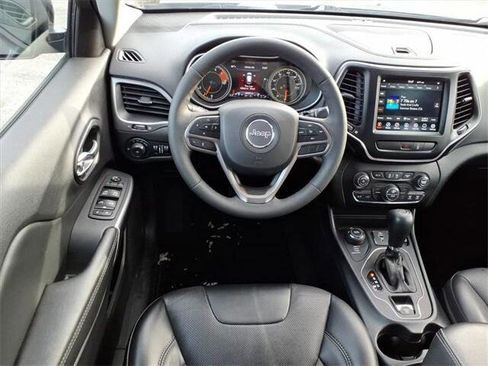 Certified 2022 Jeep Cherokee Latitude Lux image 11