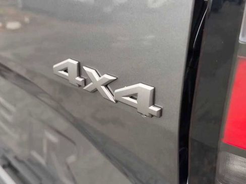 New 2026 Nissan Frontier S w/ Tow Package image 9