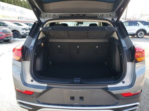 Used 2023 Buick Encore GX Select image 8