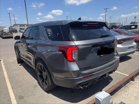 Used 2022 Ford Explorer ST w/ Equipment Group 401A RWD image 3