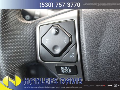 Used 2022 Toyota Tacoma SR5 RWD image 28