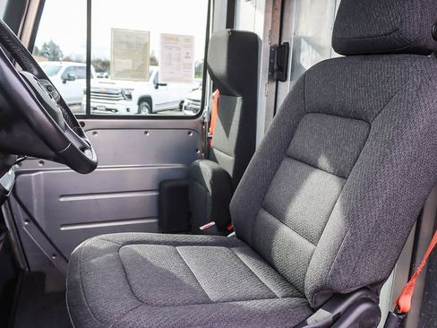 Used 2023 Chevrolet Brightdrop 600 w/ Active Safety Package 2 image 38