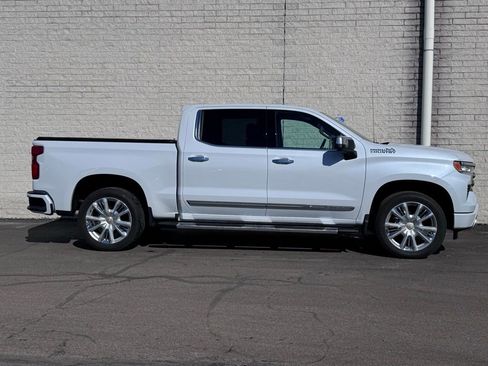 Used 2026 Chevrolet Silverado 1500 High Country w/ Technology Package AWD/4WD image 7