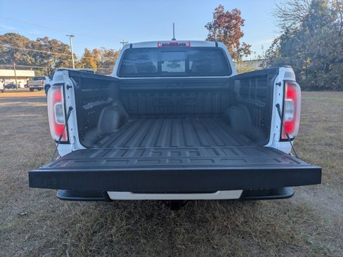 Used 2022 GMC Canyon Elevation w/ Elevation Premium Package image 13