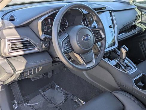 Used 2025 Subaru Outback Limited image 10