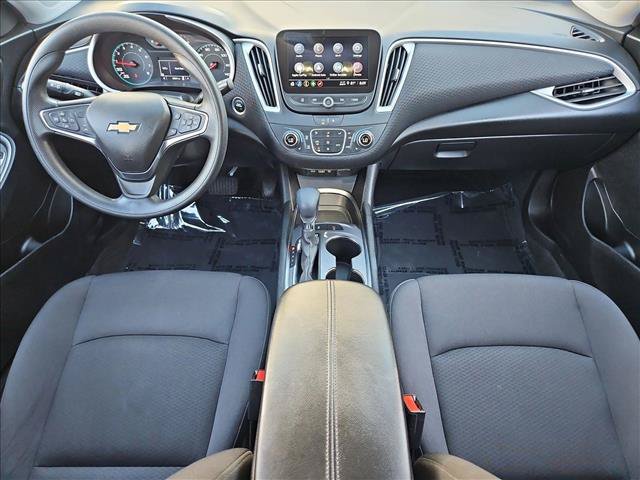 Used 2025 Chevrolet Malibu LT FWD image 17
