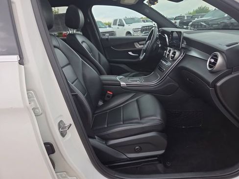 Used 2020 Mercedes-Benz GLC 300 GLC 300 image 35
