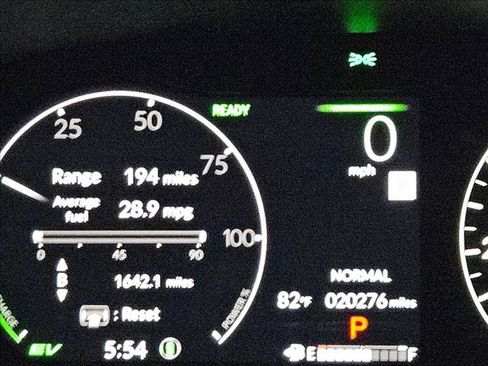 Used 2025 Honda CR-V Sport image 8