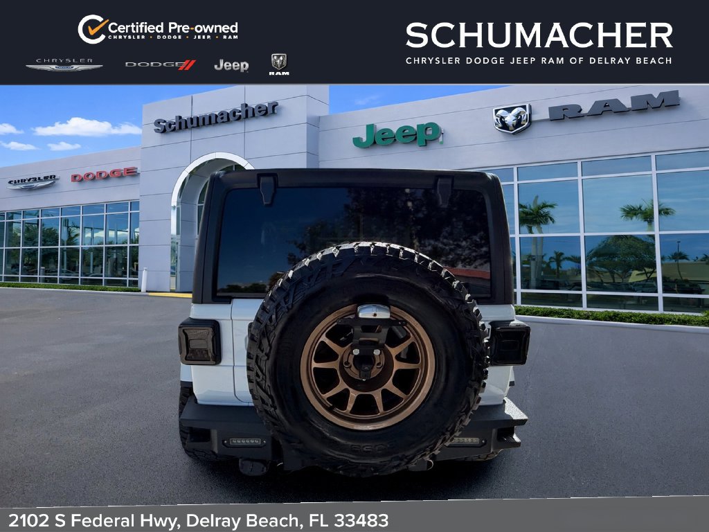 Used 2023 Jeep Wrangler Rubicon AWD/4WD image 6