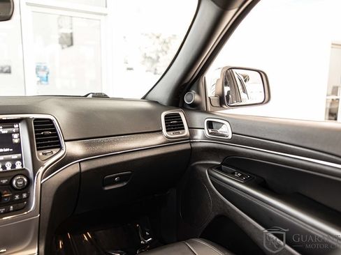 Used 2018 Jeep Grand Cherokee Limited AWD/4WD image 37