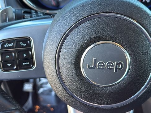 Used 2013 Jeep Grand Cherokee SRT8 image 19