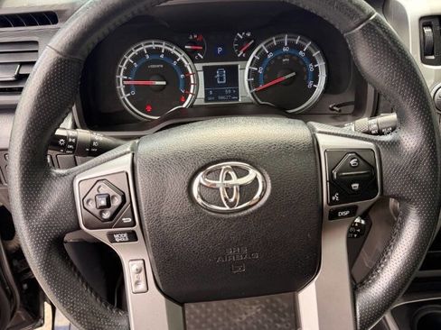 Used 2017 Toyota 4Runner SR5 Premium AWD/4WD image 14