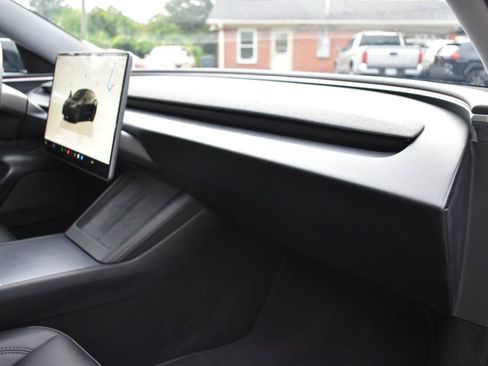 Used 2024 Tesla Model 3 Long Range AWD/4WD image 24