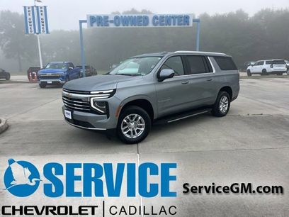 Used 2025 Chevrolet Suburban LT