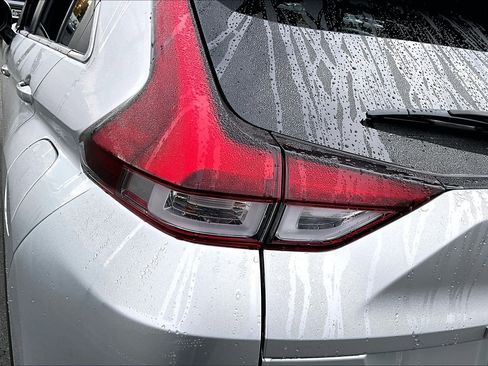 Used 2024 Mitsubishi Eclipse Cross SE image 21