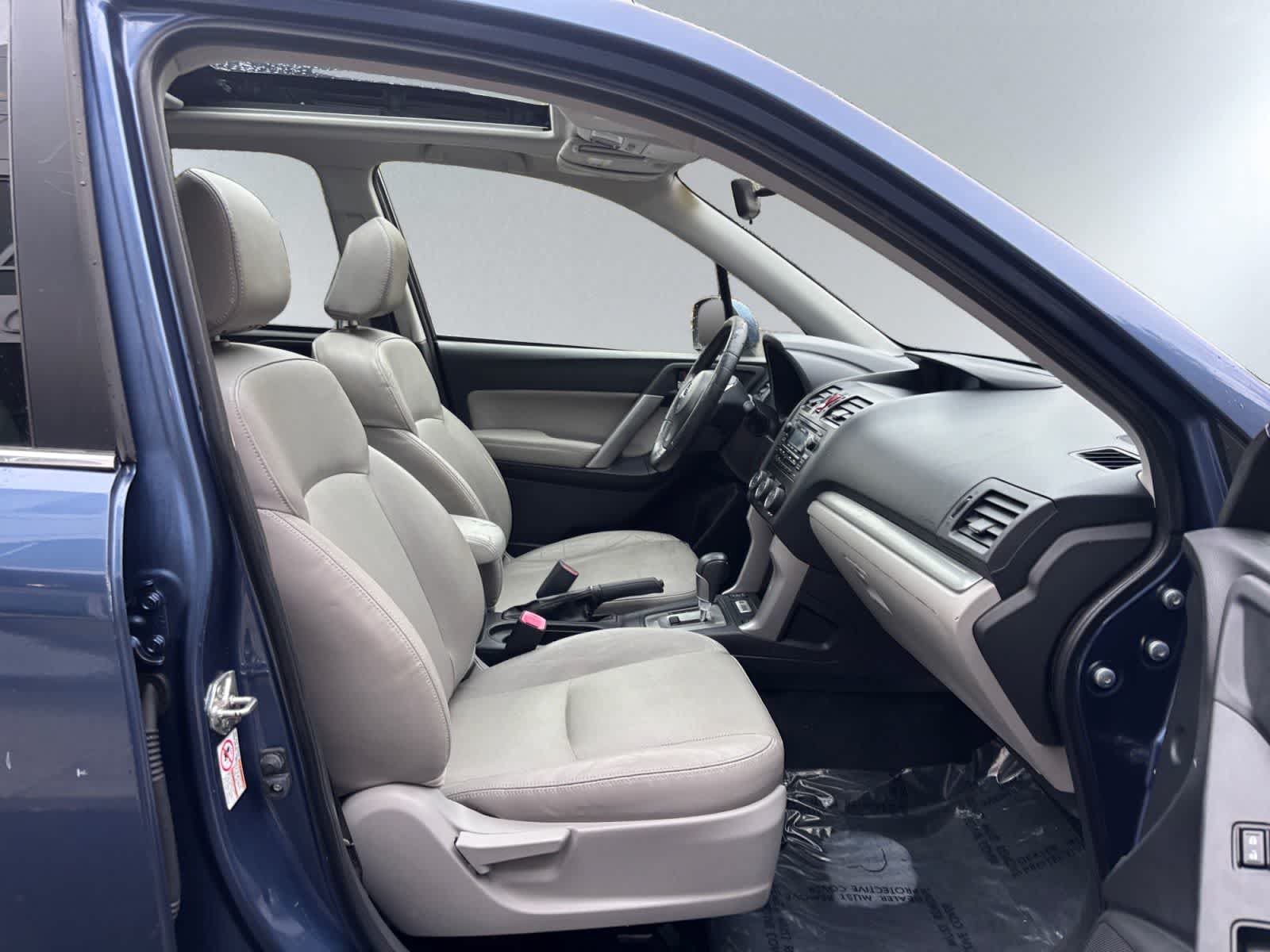 Used 2014 Subaru Forester 2.5i Limited AWD/4WD image 21