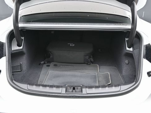 Used 2021 Porsche Taycan image 14