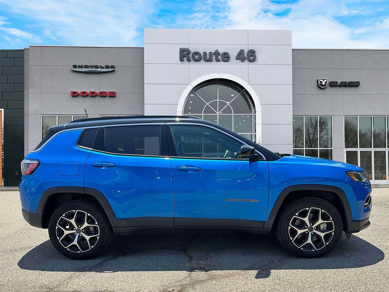 Used 2026 Jeep Compass Limited AWD/4WD image 6